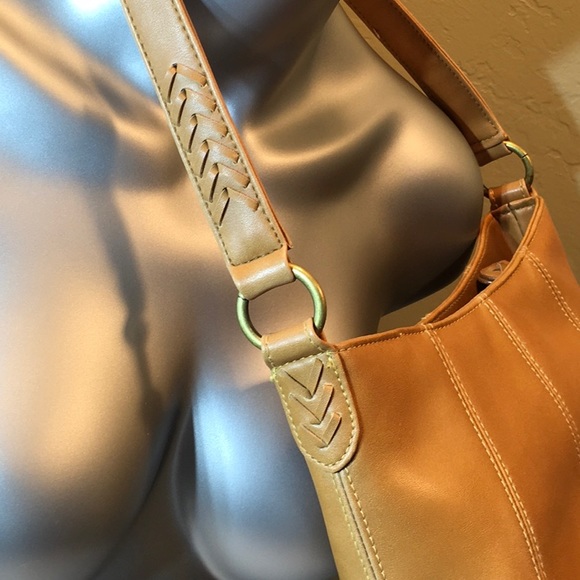 Small handbag. Great details. - Picture 5 of 10